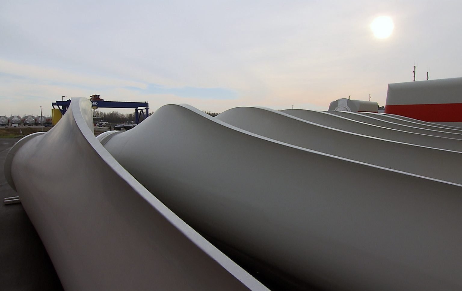 Analyzing the Global Market for Wind Turbine Rotor Blades Wind turbine blades for wind turbine installations