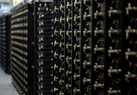 Trailblazing storage project leads the way to low-carbon future MinisterVisit10