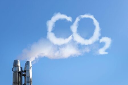 Experts call for Carbon Capture and Storage (CCS) to help reach the Paris Agreement co2 emissions