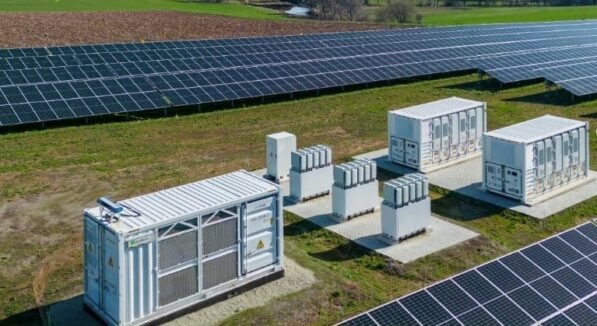 Germany’s latest Innovation Tender for hybrid renewables picks 587MW of solar plus storage