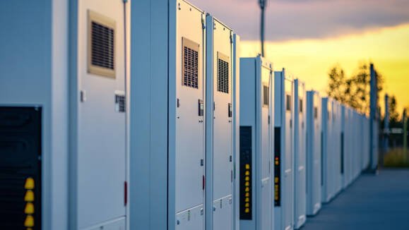 Advanced battery storage systems for renewable energy