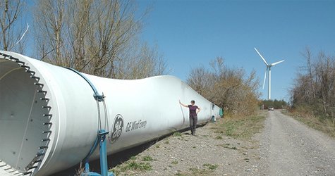 Renewable Power Sources Hold the Key to Lighting Up 'Dark Continent' wind kenya